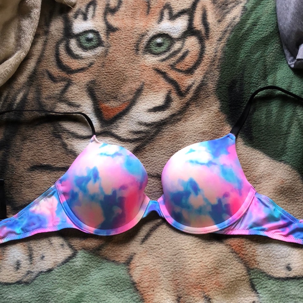 PINK push-up bra